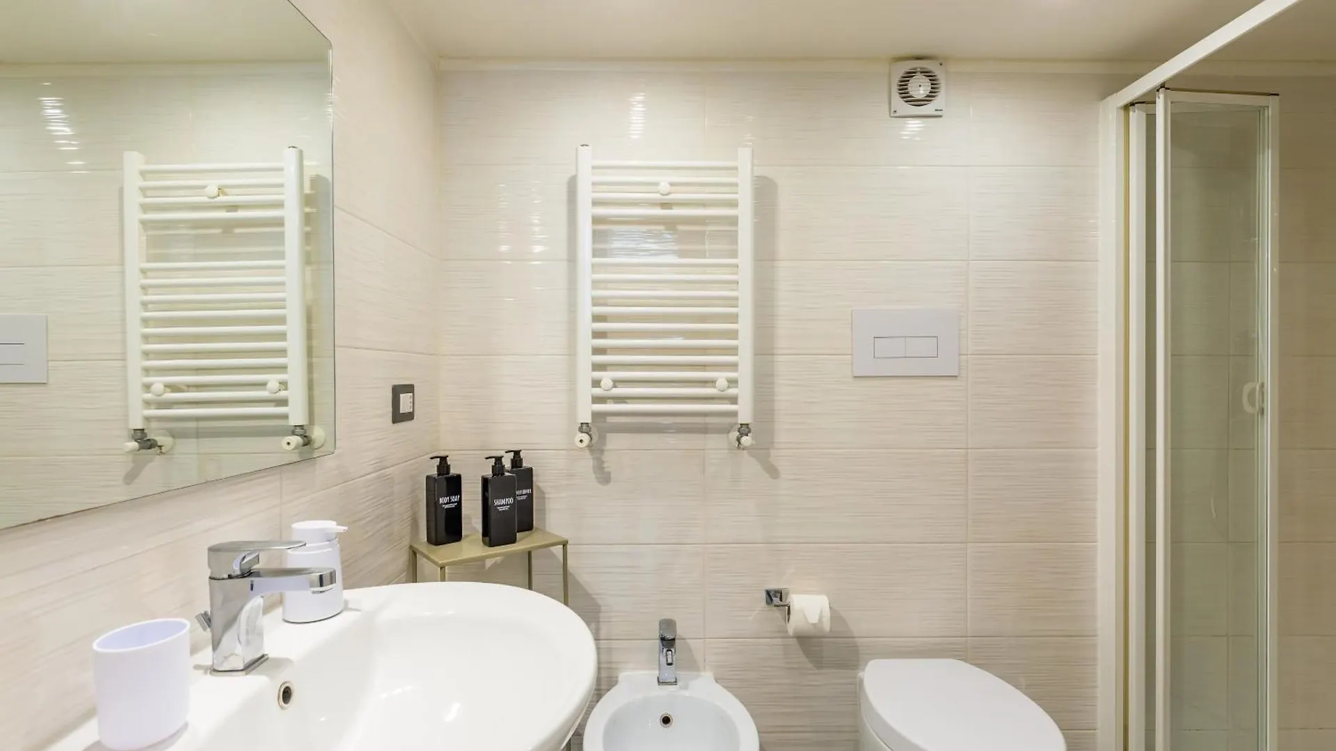 Appartement Duplex Indipendente Vicino Al Lungomare Caracciolo à Naples