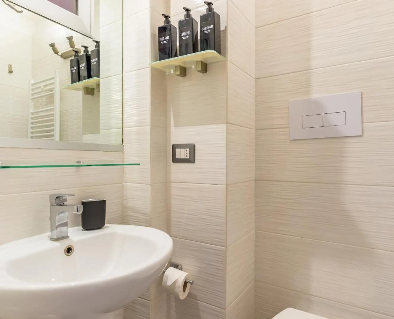 Duplex Indipendente Vicino Al Lungomare Caracciolo Apartment Naples Italy