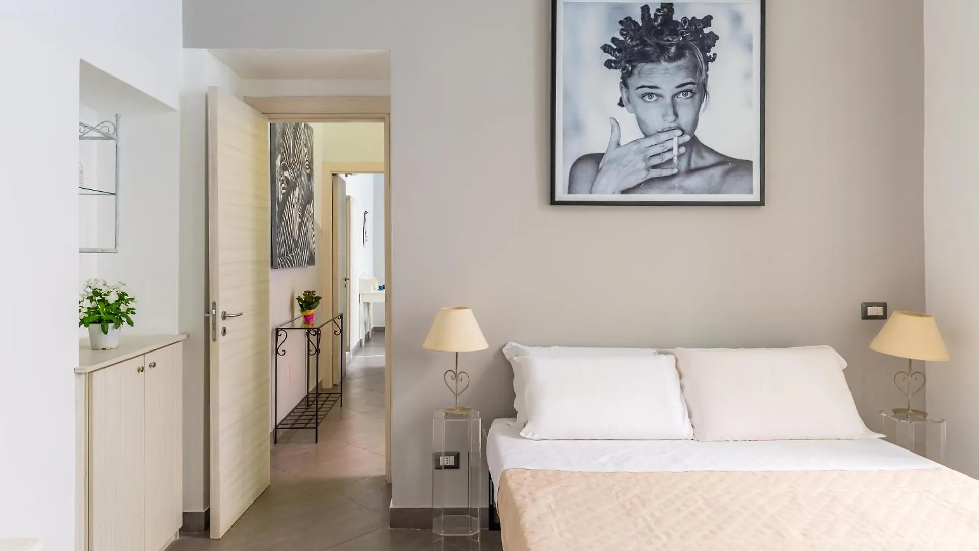 Duplex Indipendente Vicino Al Lungomare Caracciolo Apartment Naples