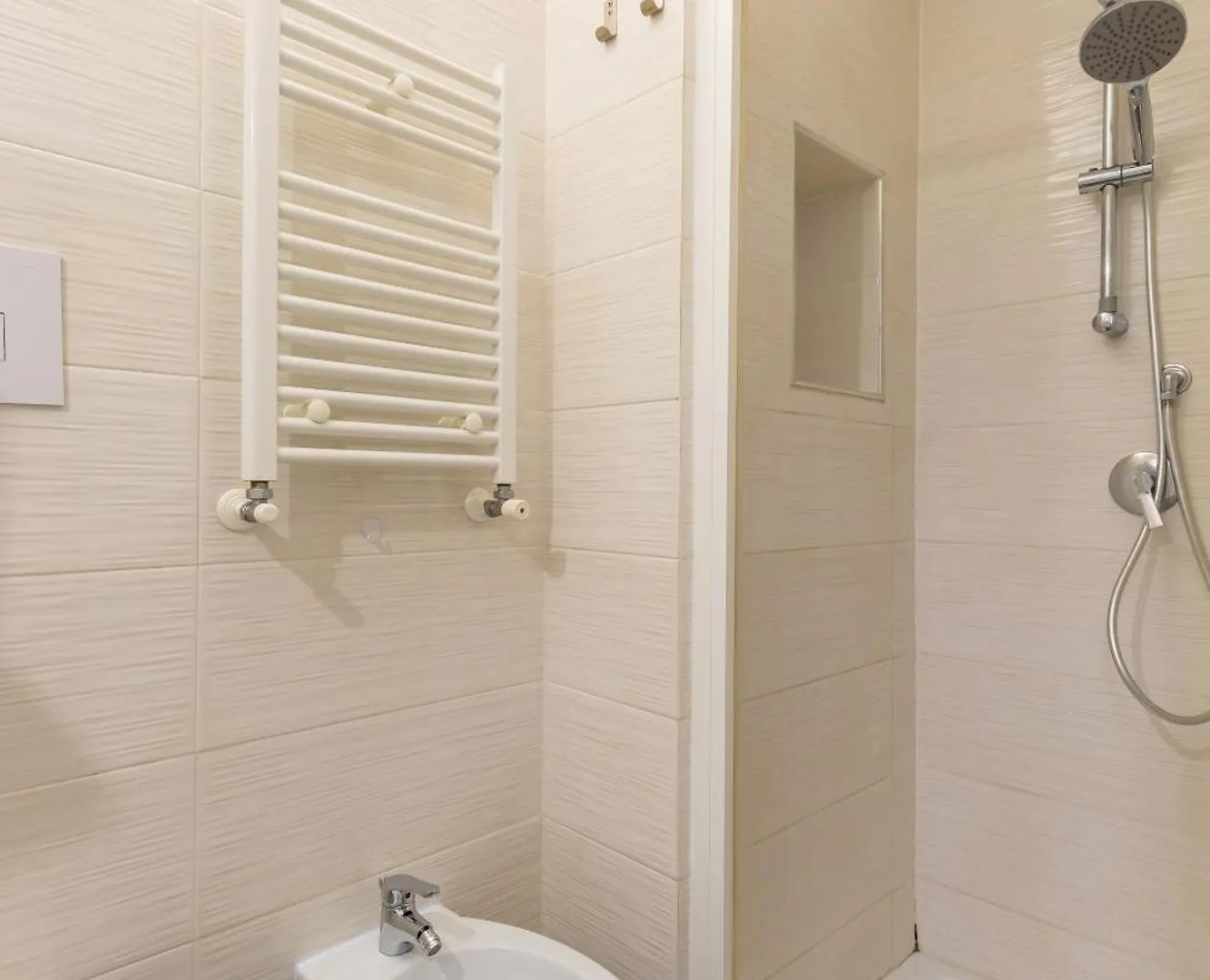 Duplex Indipendente Vicino Al Lungomare Caracciolo Apartment Naples